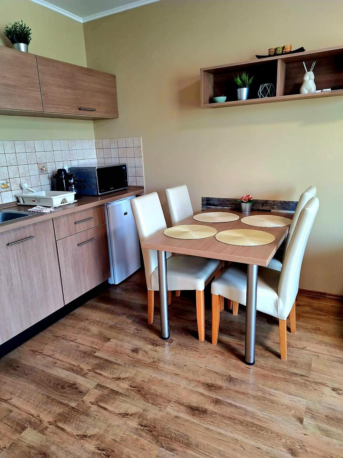 Angyal Apartman Gyula Exterior photo