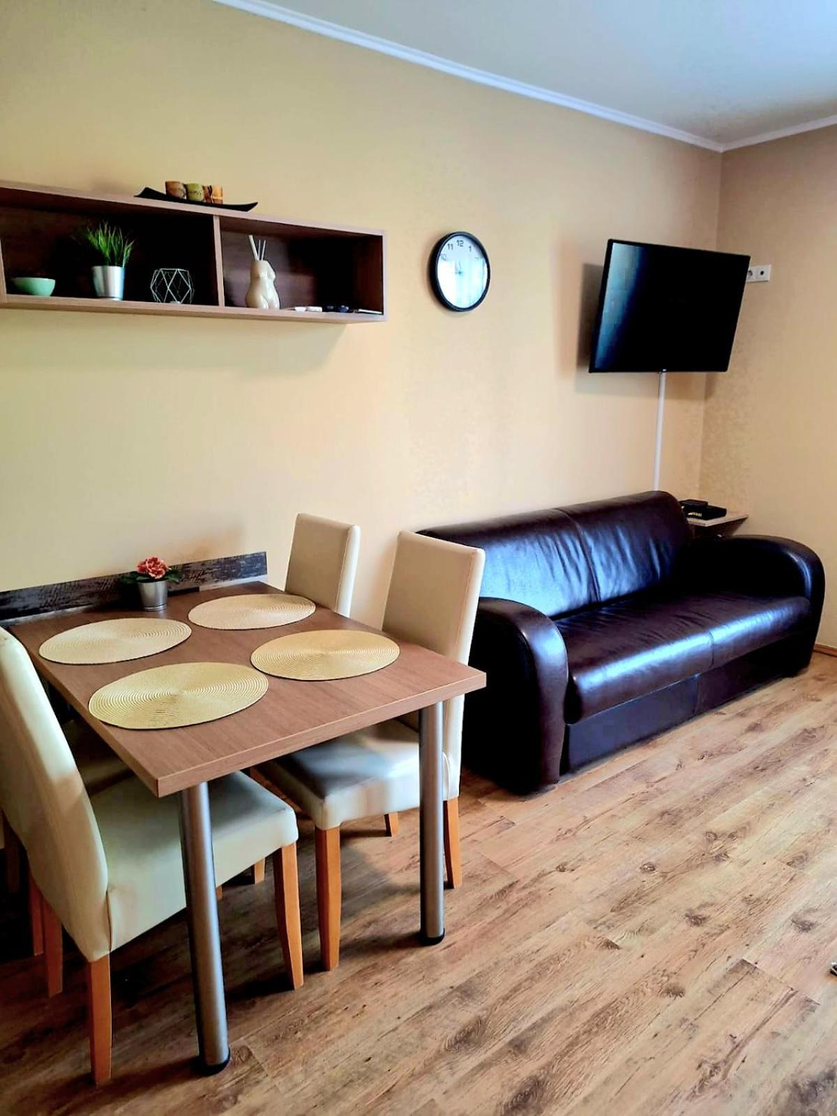 Angyal Apartman Gyula Exterior photo