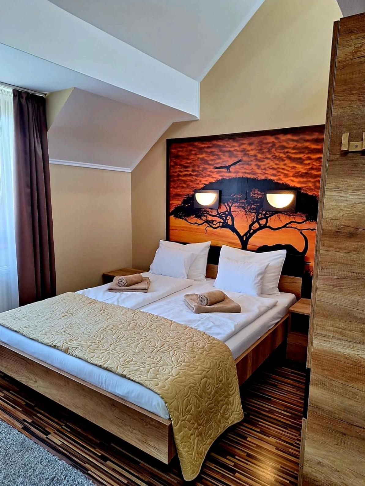 Angyal Apartman Gyula Exterior photo